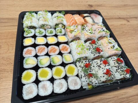 Silvestrovský Párty box (52ks sushi) #774